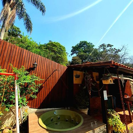 Aconchego De Itaipava - Casa De 3 Quartos, Equipada, Area Kids, Jacuzzi, Pet Friendly, Churrasqueira, Em Meio A Natureza E Proximo Ao Centro Do Bairro เปโตรโปลิส ภายนอก รูปภาพ