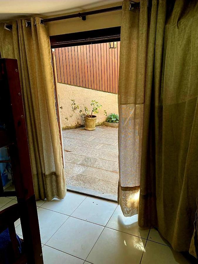 Aconchego De Itaipava - Casa De 3 Quartos, Equipada, Area Kids, Jacuzzi, Pet Friendly, Churrasqueira, Em Meio A Natureza E Proximo Ao Centro Do Bairro เปโตรโปลิส ภายนอก รูปภาพ