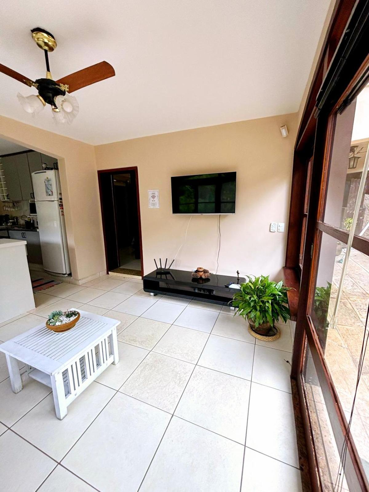 Aconchego De Itaipava - Casa De 3 Quartos, Equipada, Area Kids, Jacuzzi, Pet Friendly, Churrasqueira, Em Meio A Natureza E Proximo Ao Centro Do Bairro เปโตรโปลิส ภายนอก รูปภาพ