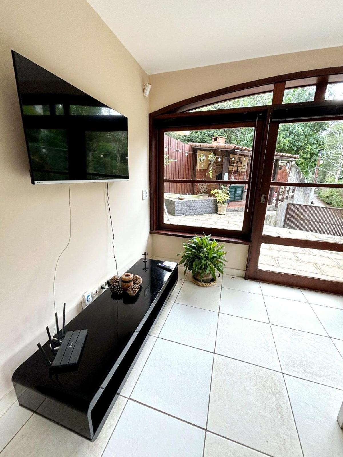 Aconchego De Itaipava - Casa De 3 Quartos, Equipada, Area Kids, Jacuzzi, Pet Friendly, Churrasqueira, Em Meio A Natureza E Proximo Ao Centro Do Bairro เปโตรโปลิส ภายนอก รูปภาพ